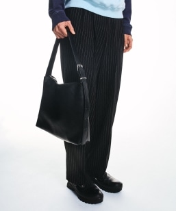 AMOMENTO: MINI PADDED BAG｜ SHIPS 公式サイト