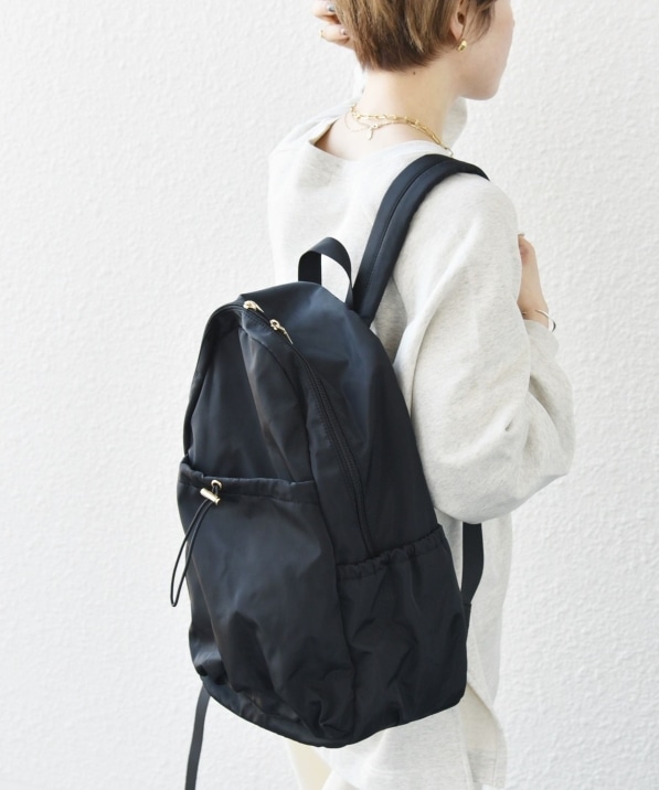 一部追加予約》SHIPS any: A4 ギャザー ドロスト ポケット バック