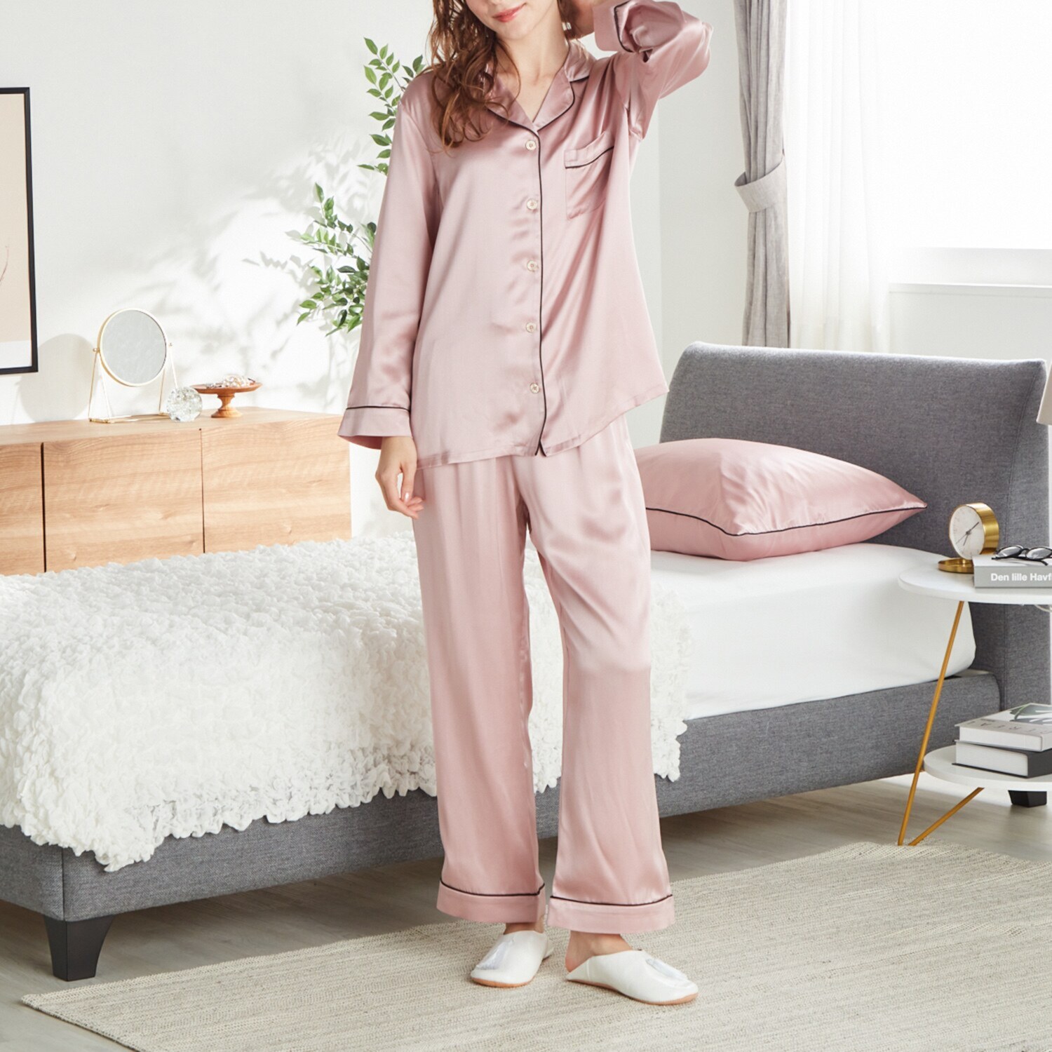 上級睡眠健康指導士 加賀三枝が監修！ シルク100％ ブリリアント