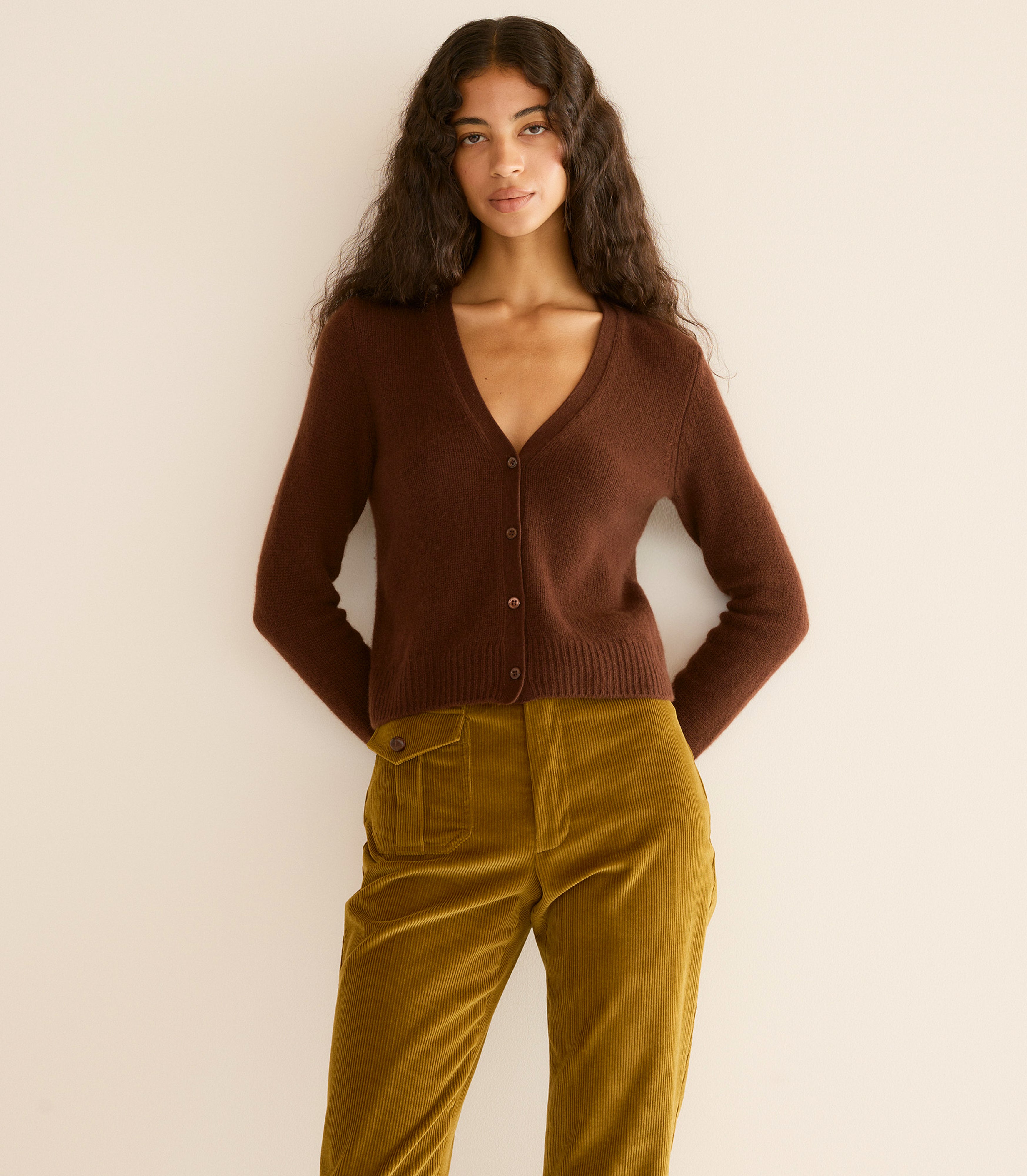 Cameron Cashmere Cardigan - Dark Umber | DÔEN