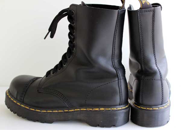 英国製 DR.MARTENSドクターマーチン 10ホールブーツ 黒 UK9