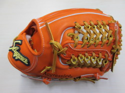 阪神タイガース 鳥谷選手モデル入荷！ 久保田スラッガーのグラブは