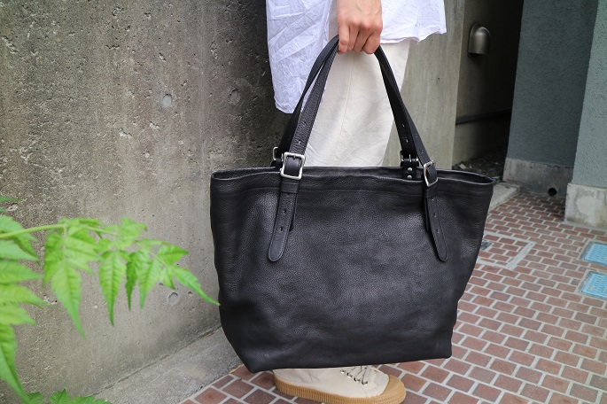 Fino tote bag | SLOW - スロウ 公式サイト | 革製のバッグ、財布 等の