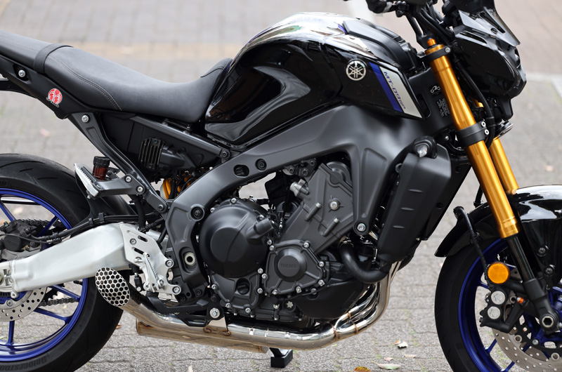 マフラー ヤマハ (YAMAHA)/2021~ MT-09/SP (8BL-RN69J) POWERBOX FULL