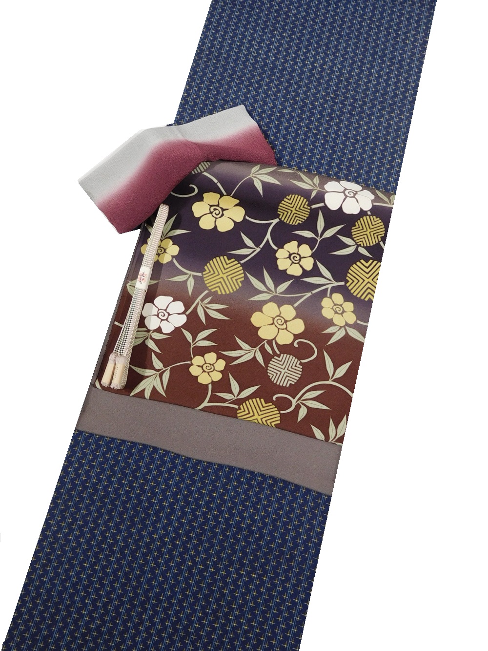 笹蔓文様 優しく上品な色彩に美しい暈し染め、十日町糸目友禅九寸名古屋帯