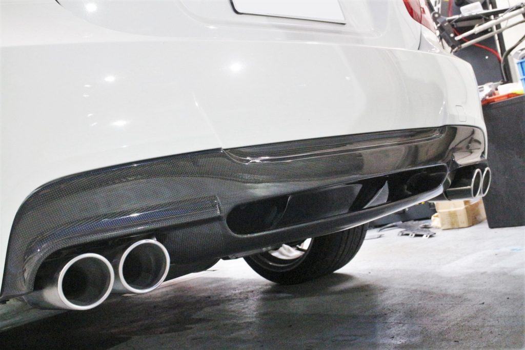 3Dデザインとアーキュレー！日本のBMWチューナーでE90もカッコよく