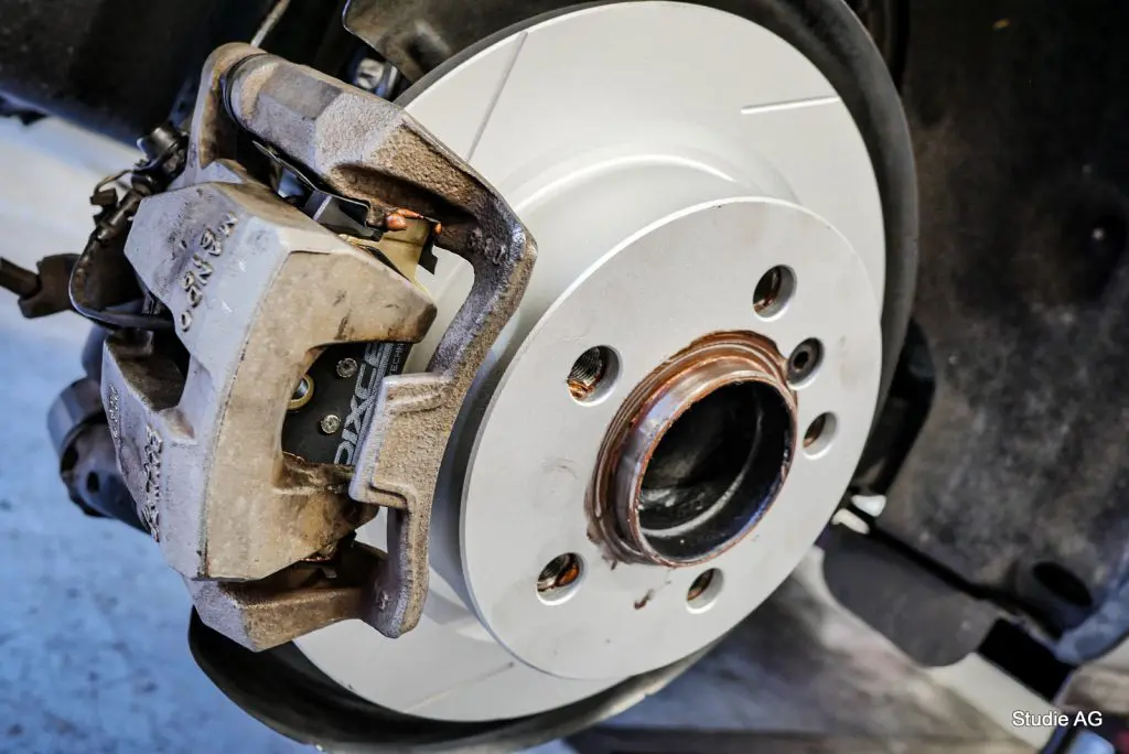 オールマイティーに楽しめる♪確実な効きのDIXCEL Zパット & SD