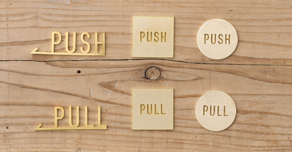 真鍮サイン・ネーム・ドアプレート PULL・PUSH by TOMOYASU S.S.（バイ