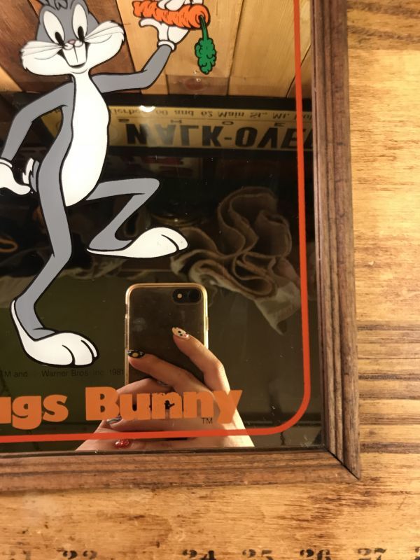 Warner Bros Looney Tunes “Bugs Bunny” Pub Mirror バッグスバニー