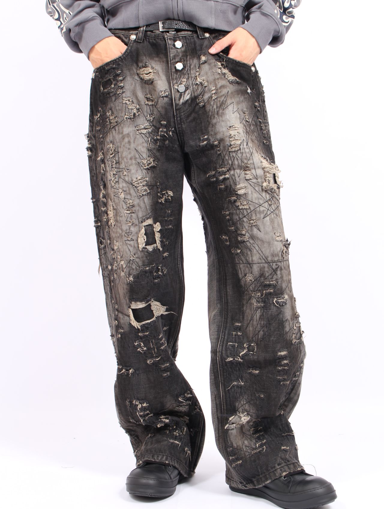 Thug Club - 【25AW】ハードウォッシュド ダメージ デニム パンツ