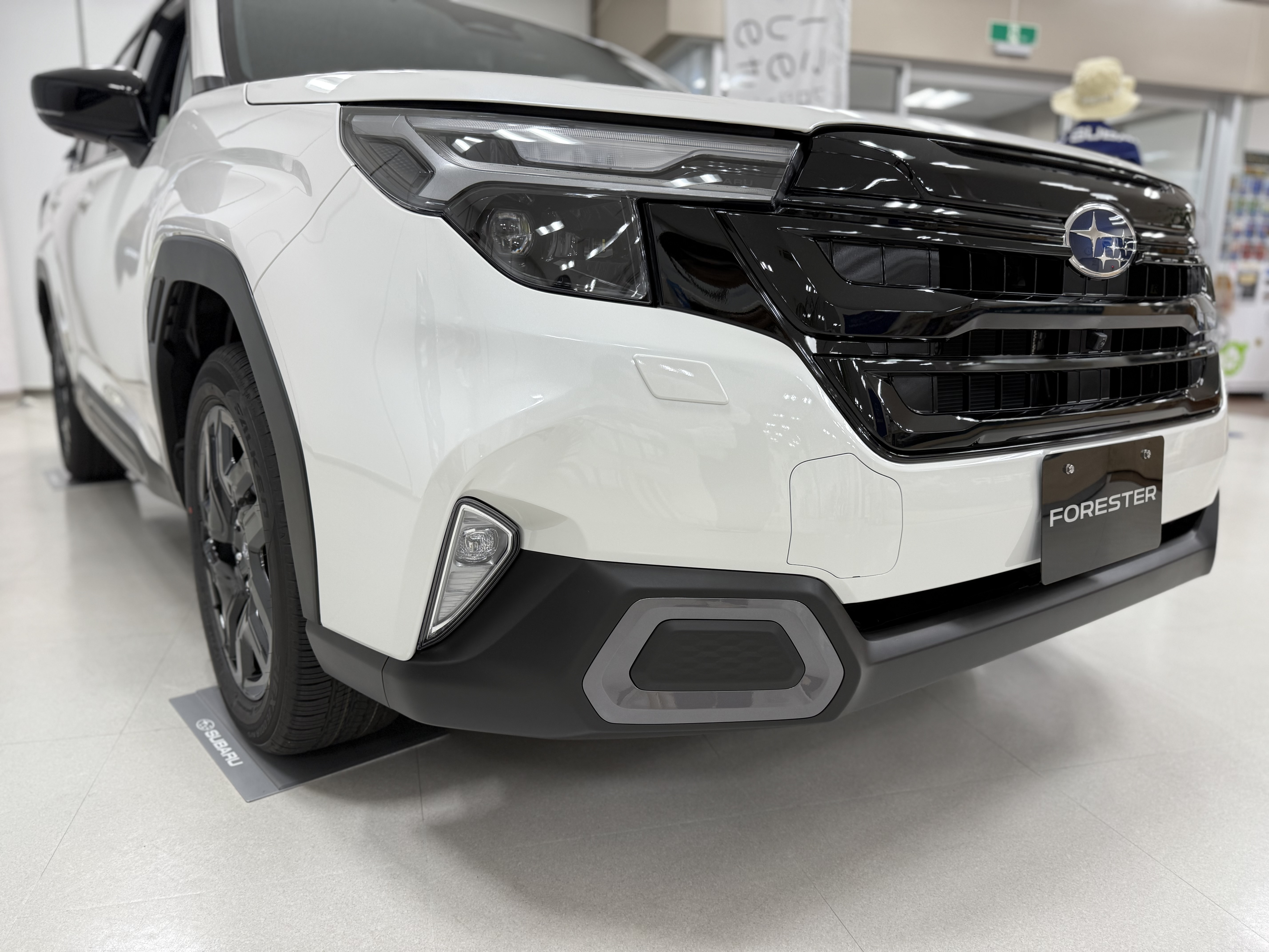 フォレスター特別仕様車・ブラックセレクション展示車入荷！【1.8