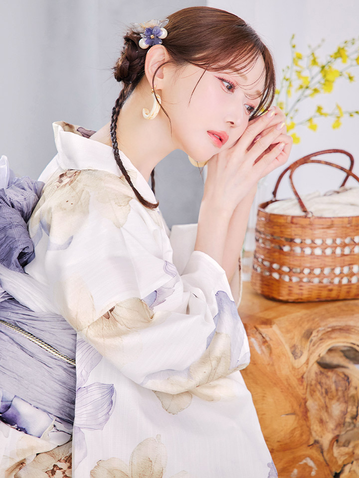 即日発送】ソフトモダンシアーフラワー浴衣【浴衣3点セット 浴衣/帯