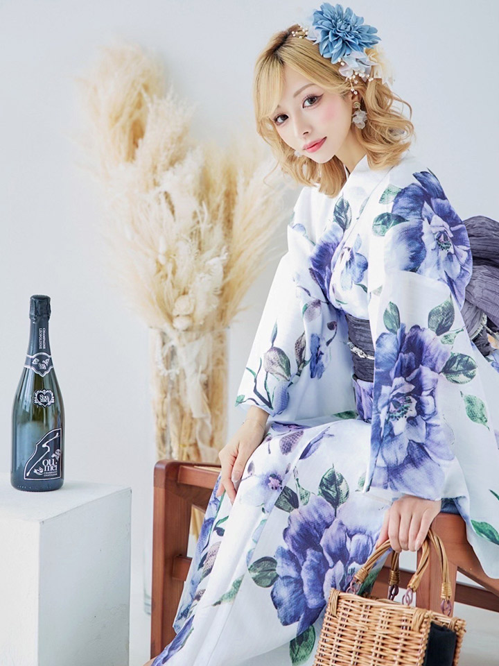 月下美人のような幽玄の美しさ白牡丹浴衣 【商品番号384】 月下美人の