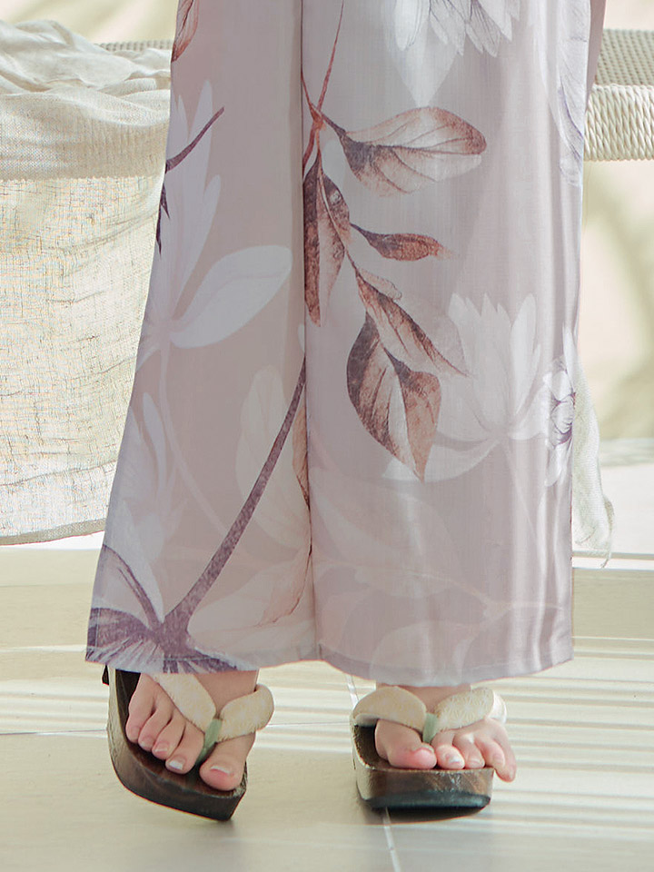 即日発送！】【浴衣】ホワイトフラワーブラウン浴衣 【浴衣3点セット