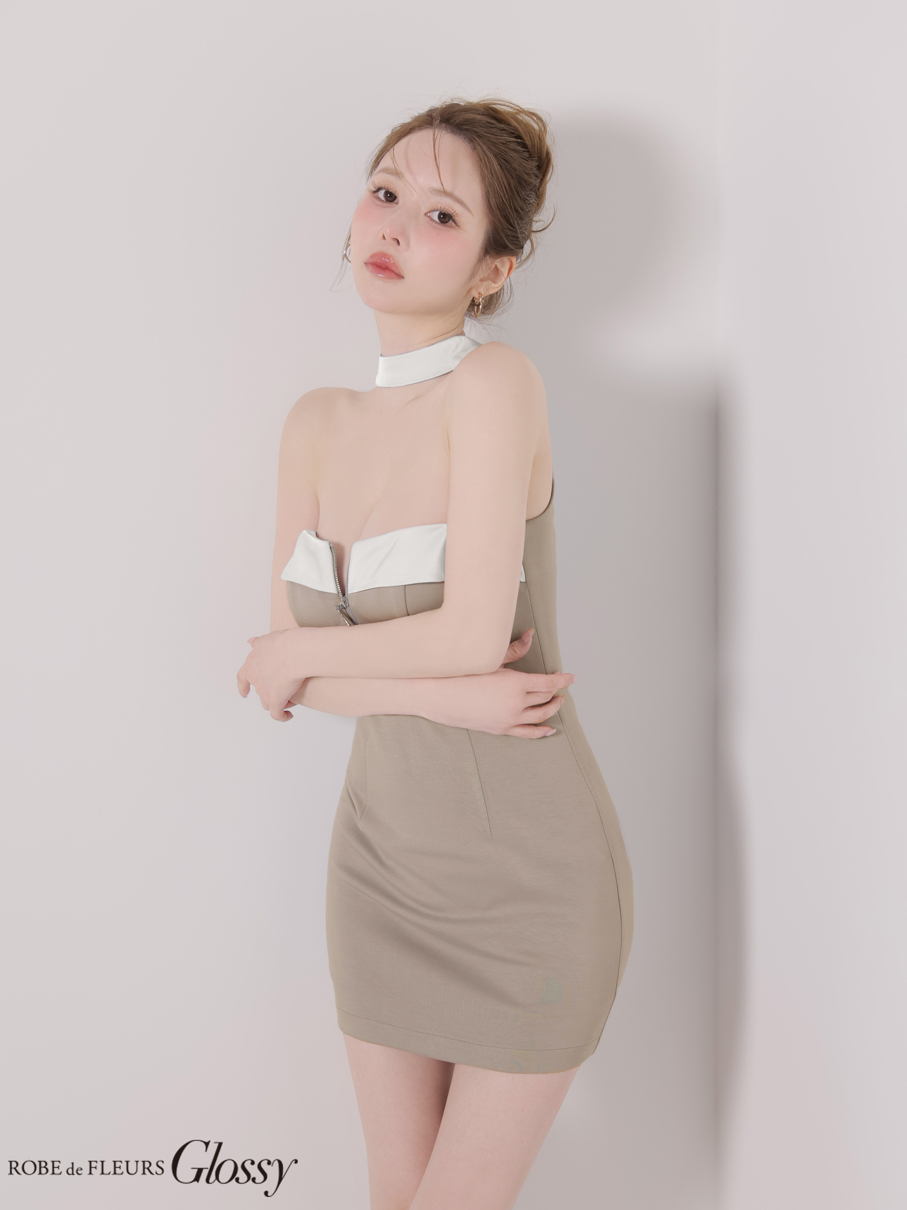 XSサイズあり【Glossy/グロッシー】2way/ チョーカー風/ バストジップ