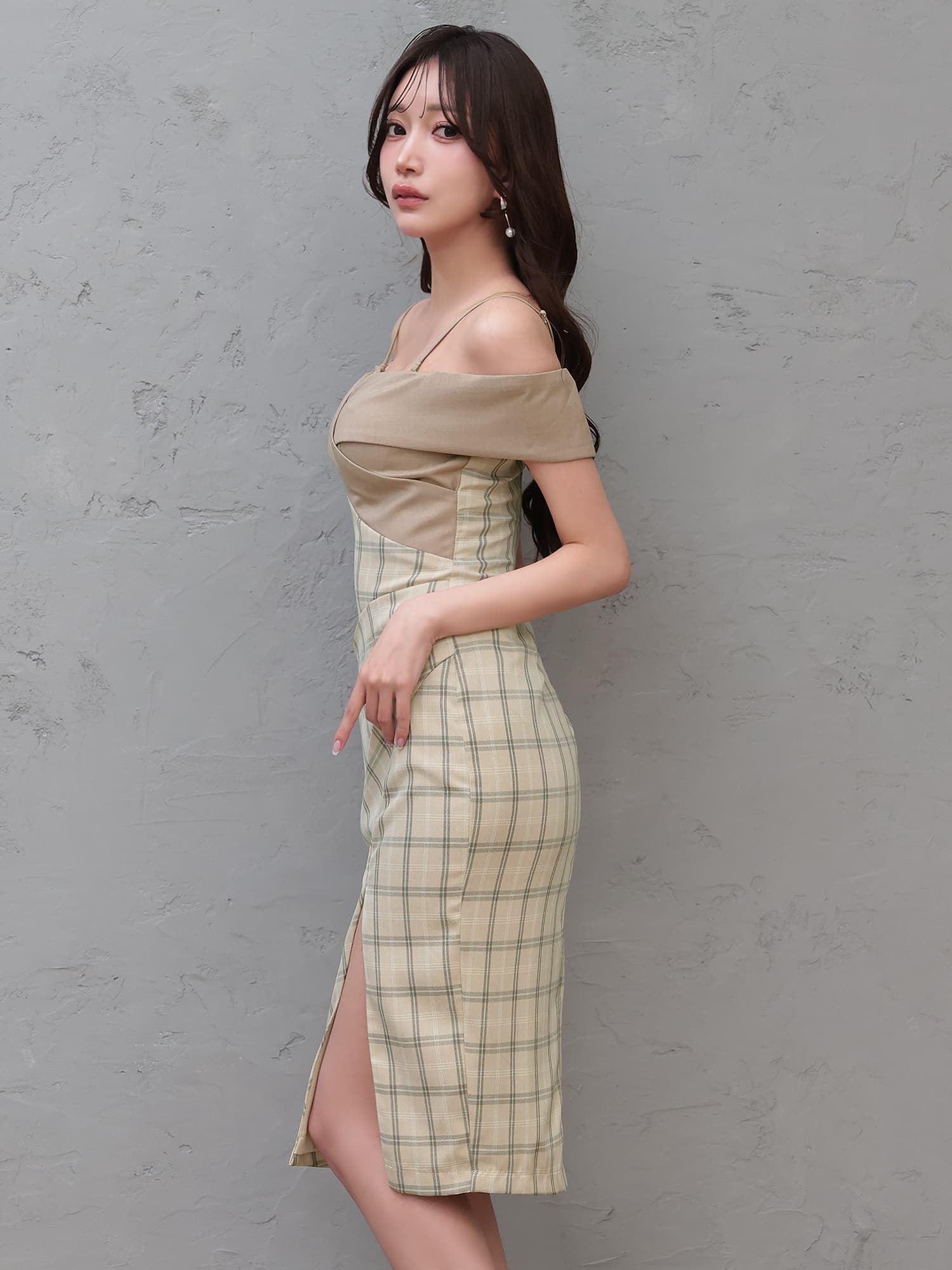 XSサイズあり【Veautt/ヴュート】【OF05】オフショルダー/ ウエスト