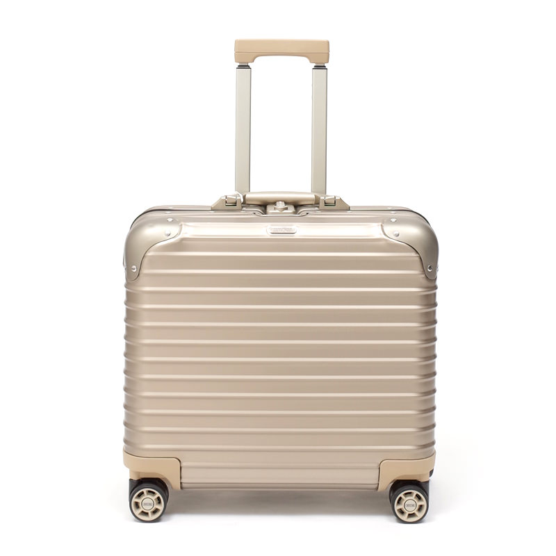 リモワ トパーズ チタニウム 923.40.03.4 26リットル 4輪 | リモワ