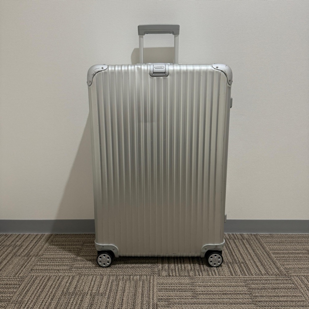 リモワ トパーズ 中古美品 932.77-8 104リットル 4輪 | リモワ(RIMOWA