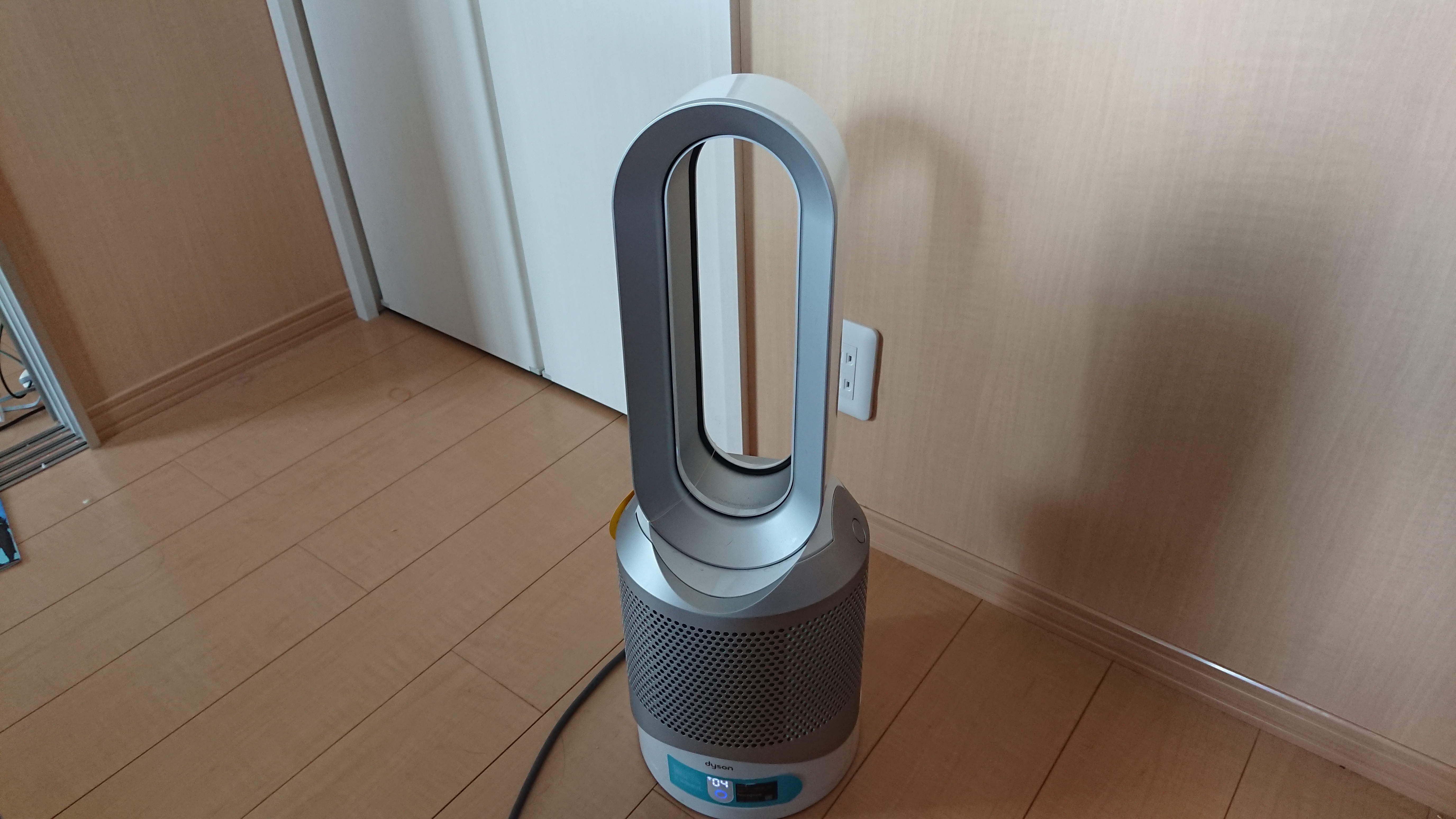 Dyson Pure Hot+Cool Link HP02WS(HP03WS)を買った！夏は涼しく,冬は