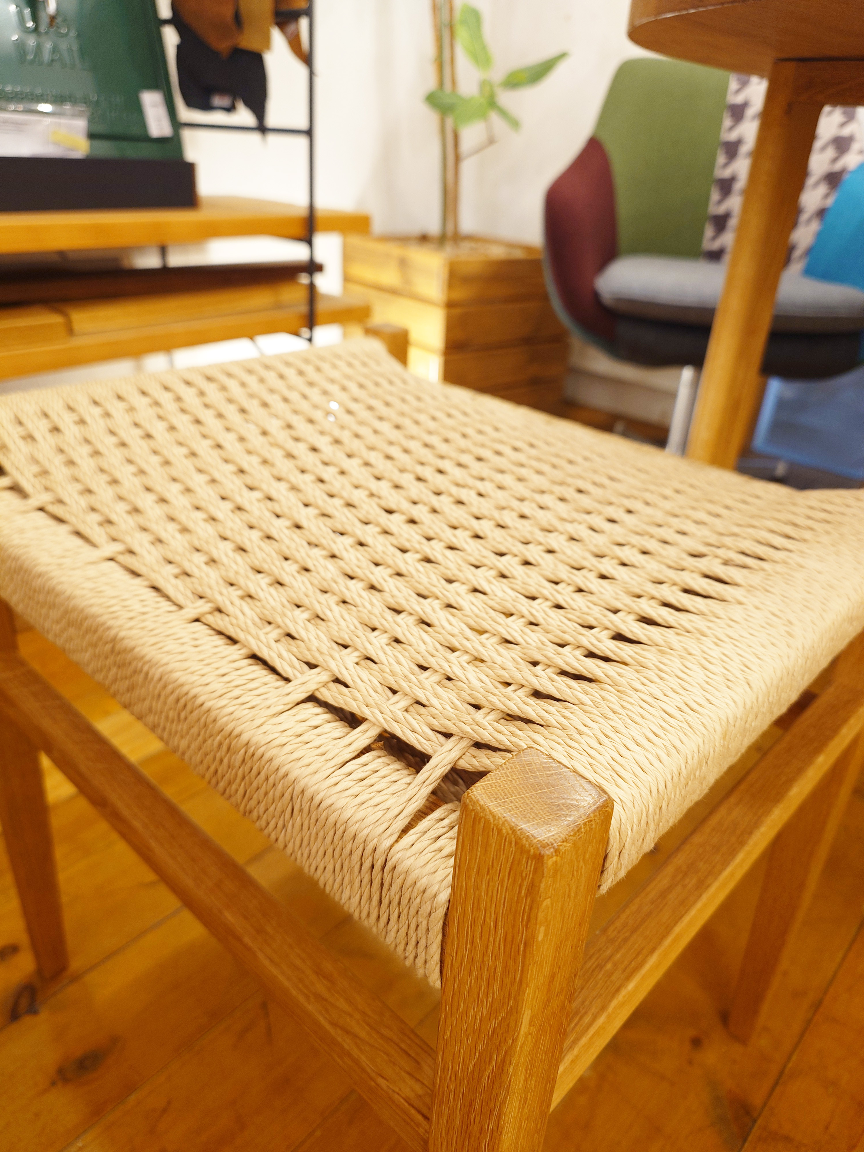 Coco Stool Paper Code｜ペーパーコード座面の木製スツール｜SWITCH