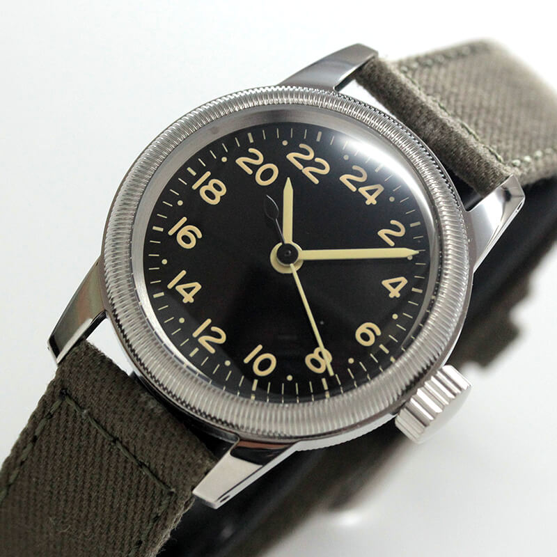 M.R.M.W. (Montre Roroi Military Watch/モントルロロイ ミリタリー