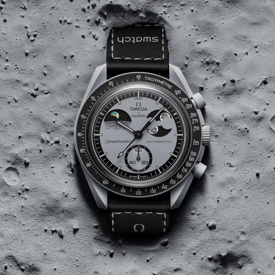 オメガ×スウォッチの新作【11月2日、緊急発売】腕時計初の“アース