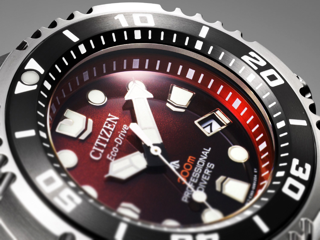 国産時計“シチズン”新作2機種【300m防水 プロ仕様ダイバーズウオッチ