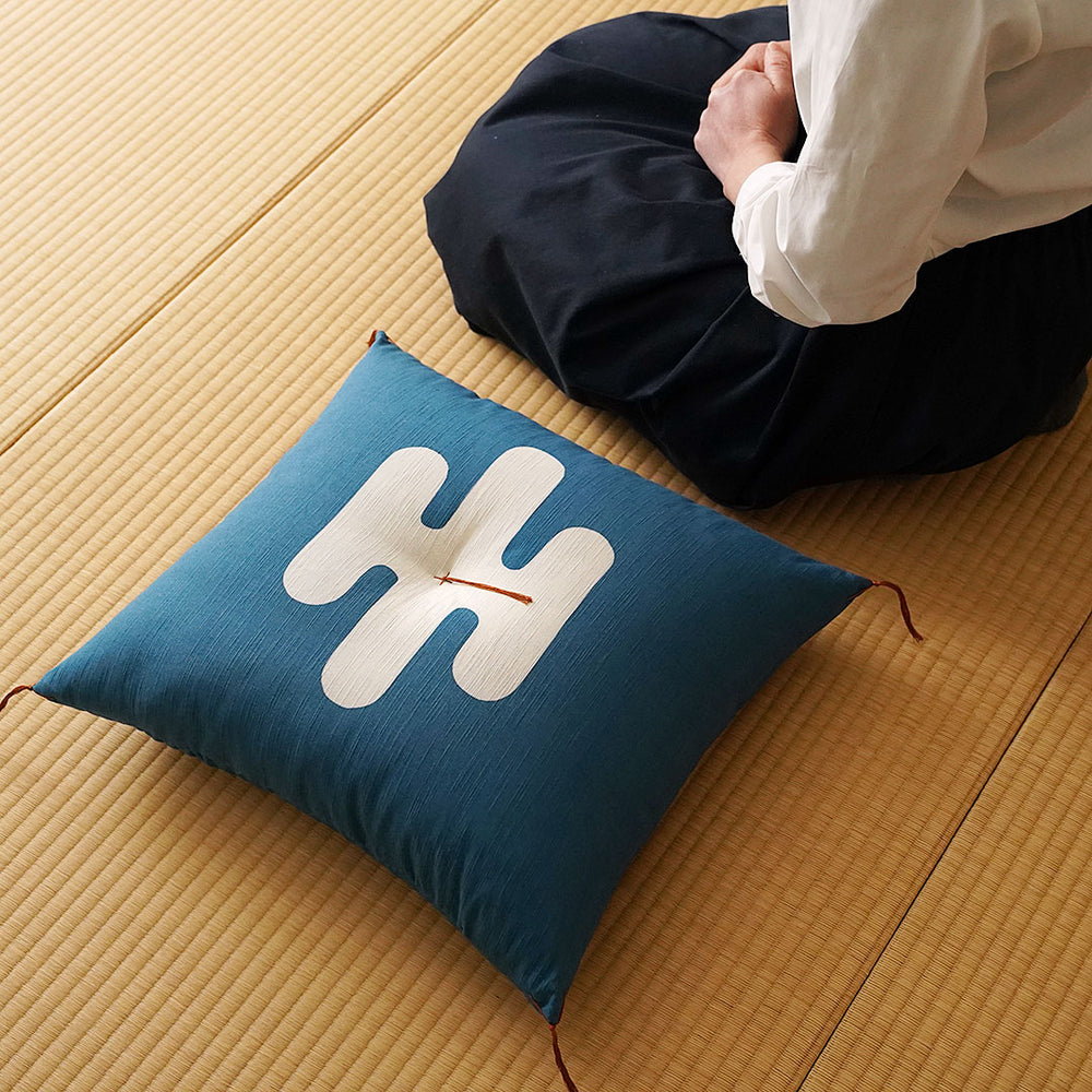 茶席判】型染め本縫い座布団「霞」|【本品堂】公式オンラインストア