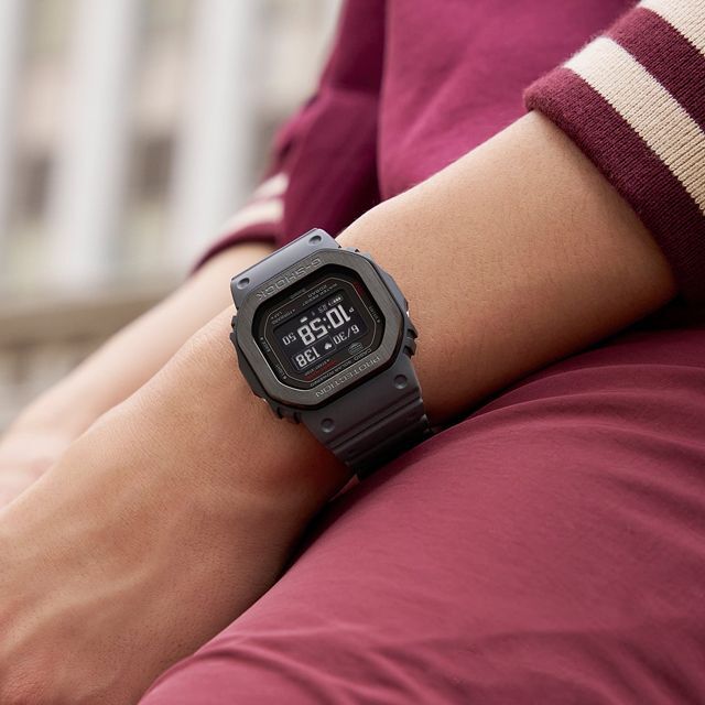 カシオ CASIO 腕時計（G-SHOCK Bluetooth搭載 G-SQUAD デジタル