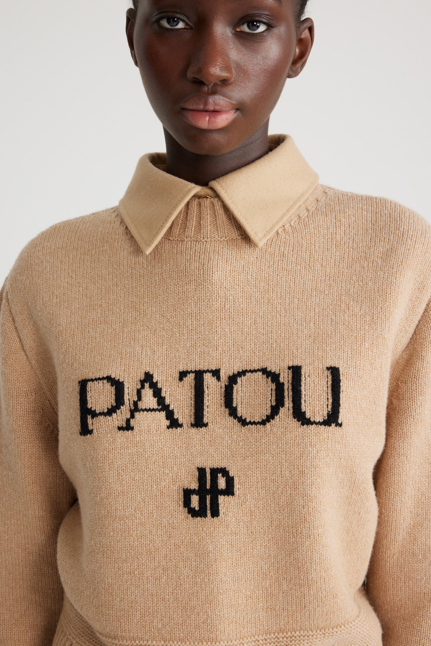 Patou | サステナブルウール＆カシミヤ パトゥ インターシャ セーター