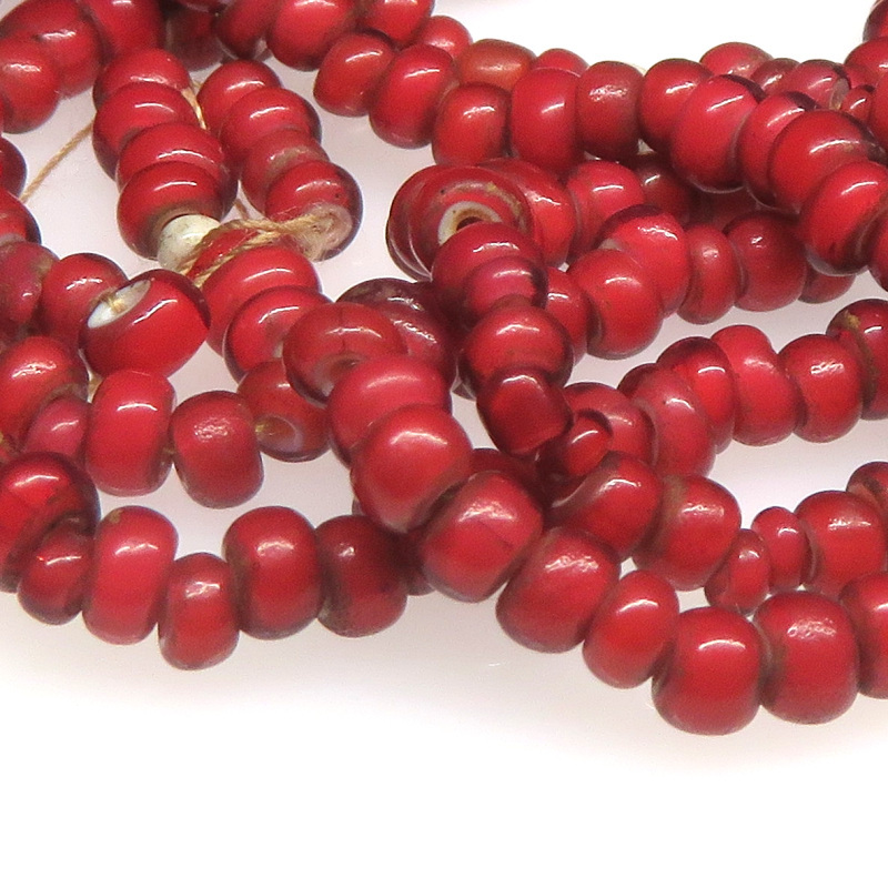 ヴェネチアンビーズ/ホワイトハーツ/小粒金赤ホワイトハーツ ロング連