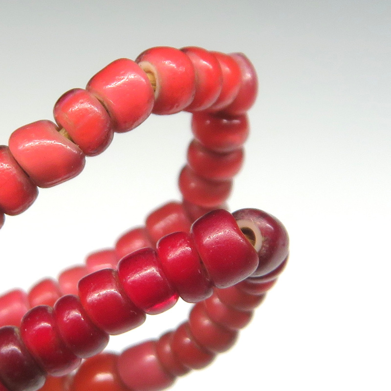 ヴェネチアンビーズ/ホワイトハーツ/小粒金赤ホワイトハーツ連