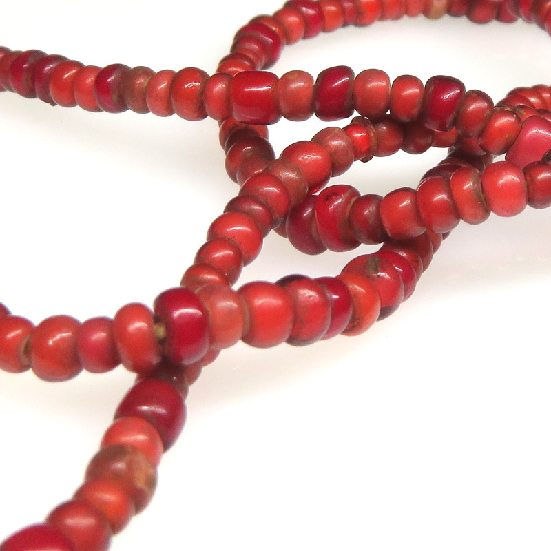ヴェネチアンビーズ/ホワイトハーツ/小粒金赤+血赤ホワイトハーツ