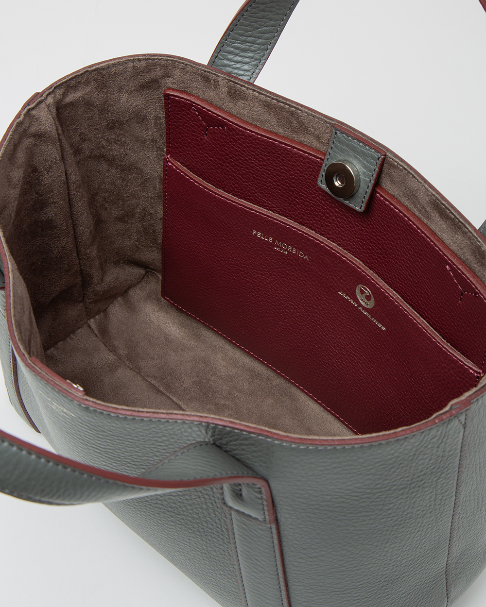 JAL×PELLE MORBIDA 旅にぴったりなコラボバッグが発売