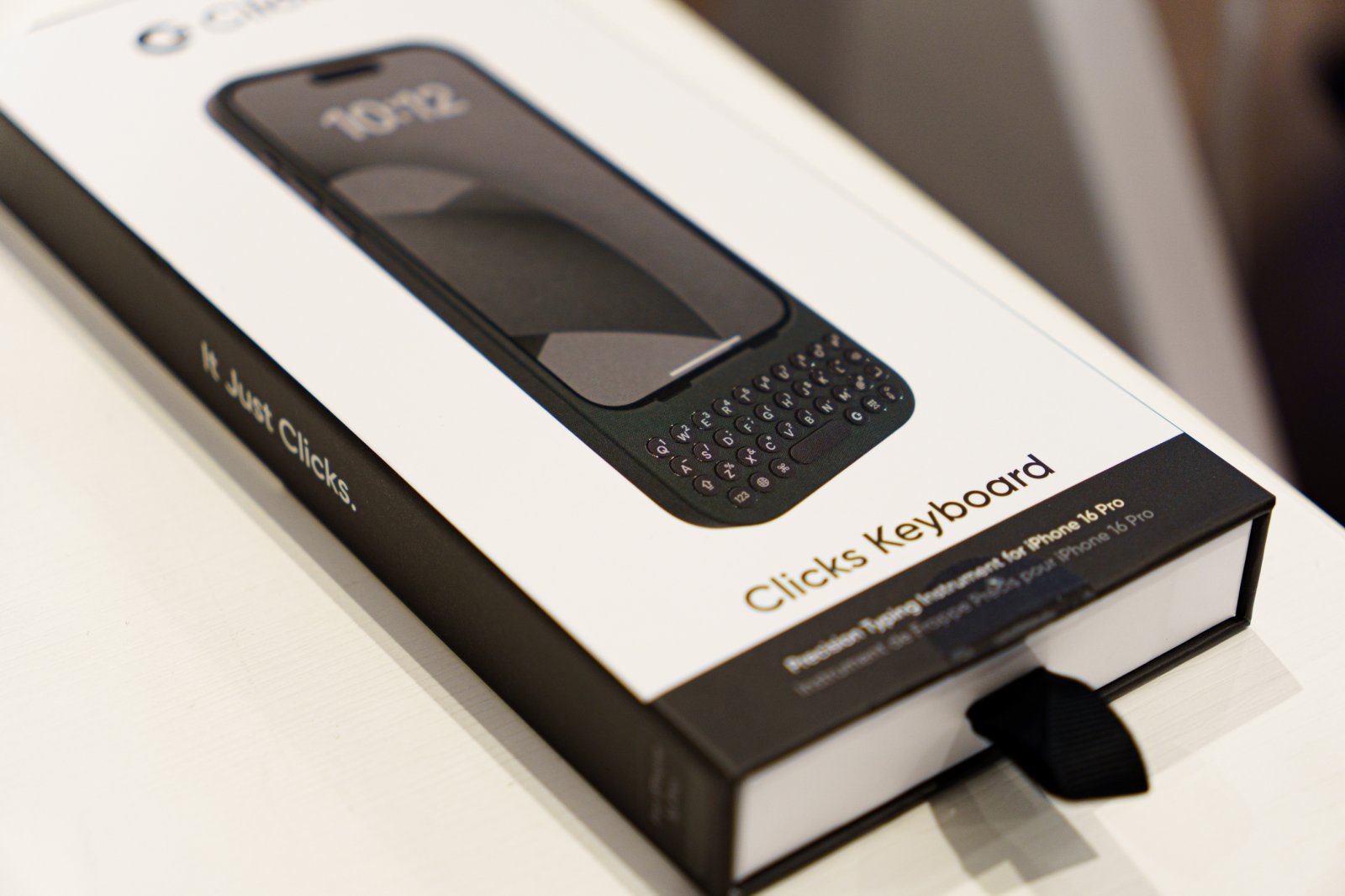 iPhoneが超小型パソコンに！？ 日本上陸した物理キーボードつきケース