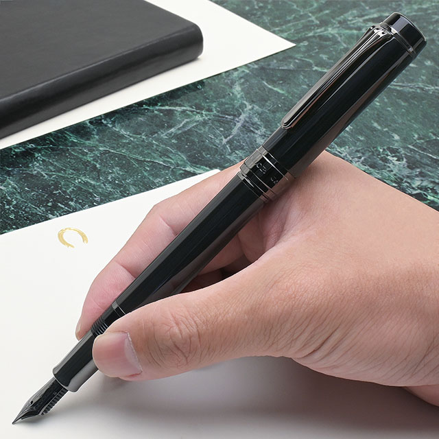 SAILOR（セーラー万年筆）万年筆 CYLINT ブラックステンレス | ペンハウス