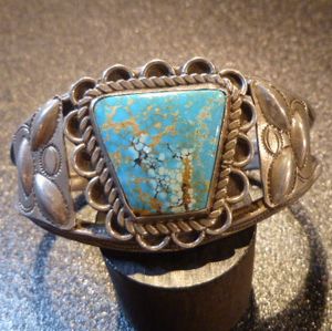 ナバホ 40〜年代アンティーク UITA15 ターコイズ付 バングル