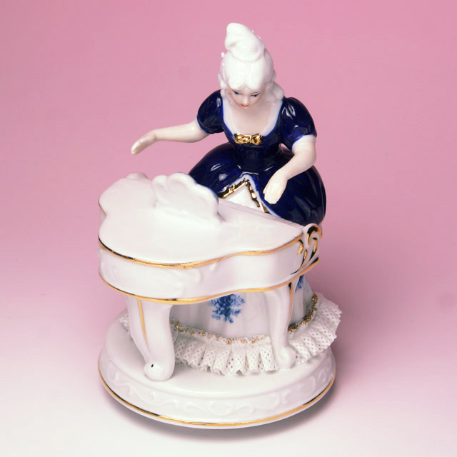 ピアノの乙女 レース人形オルゴール 音楽雑貨・アクセサリー専門店