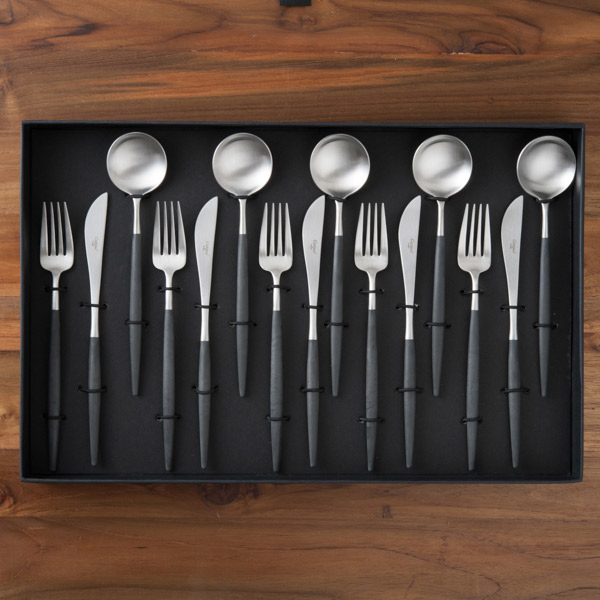 正規品】□クチポール ゴア・ブラック シルバー ディナーセット 15PCS