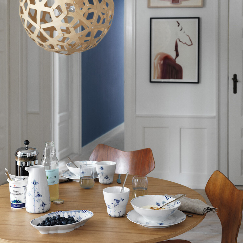 ブルーエレメンツ プレート 19cm|ロイヤル コペンハーゲン 公式