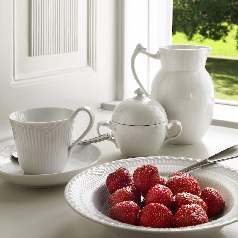 ホワイトフルーテッド ハーフレース ディープ プレート 21cm|ロイヤル