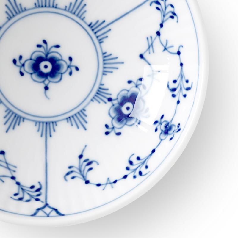 ブルーフルーテッド プレイン ボウル|ロイヤル コペンハーゲン 公式