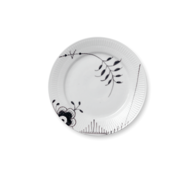 ブラックフルーテッド メガ プレート 19cm|ロイヤル コペンハーゲン