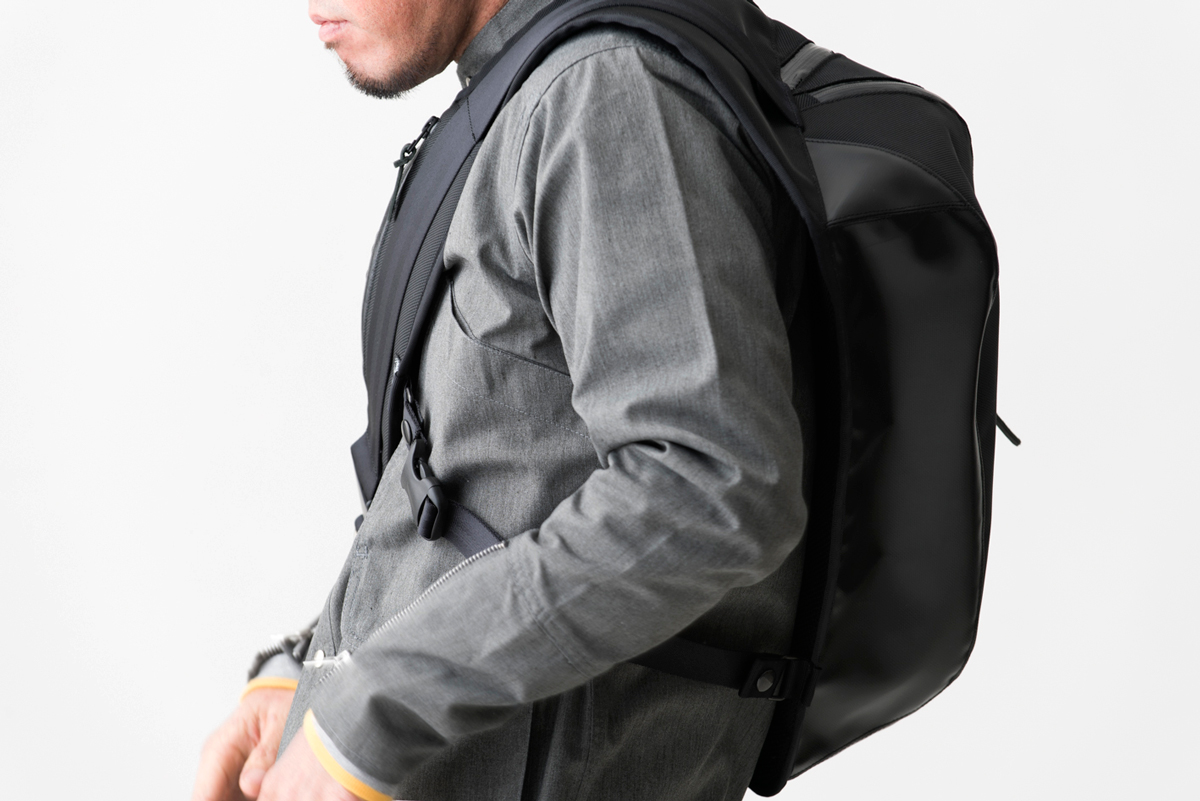 BODY BAG | ACCESSORIES | オンラインショッピング | ROARS ORIGINAL