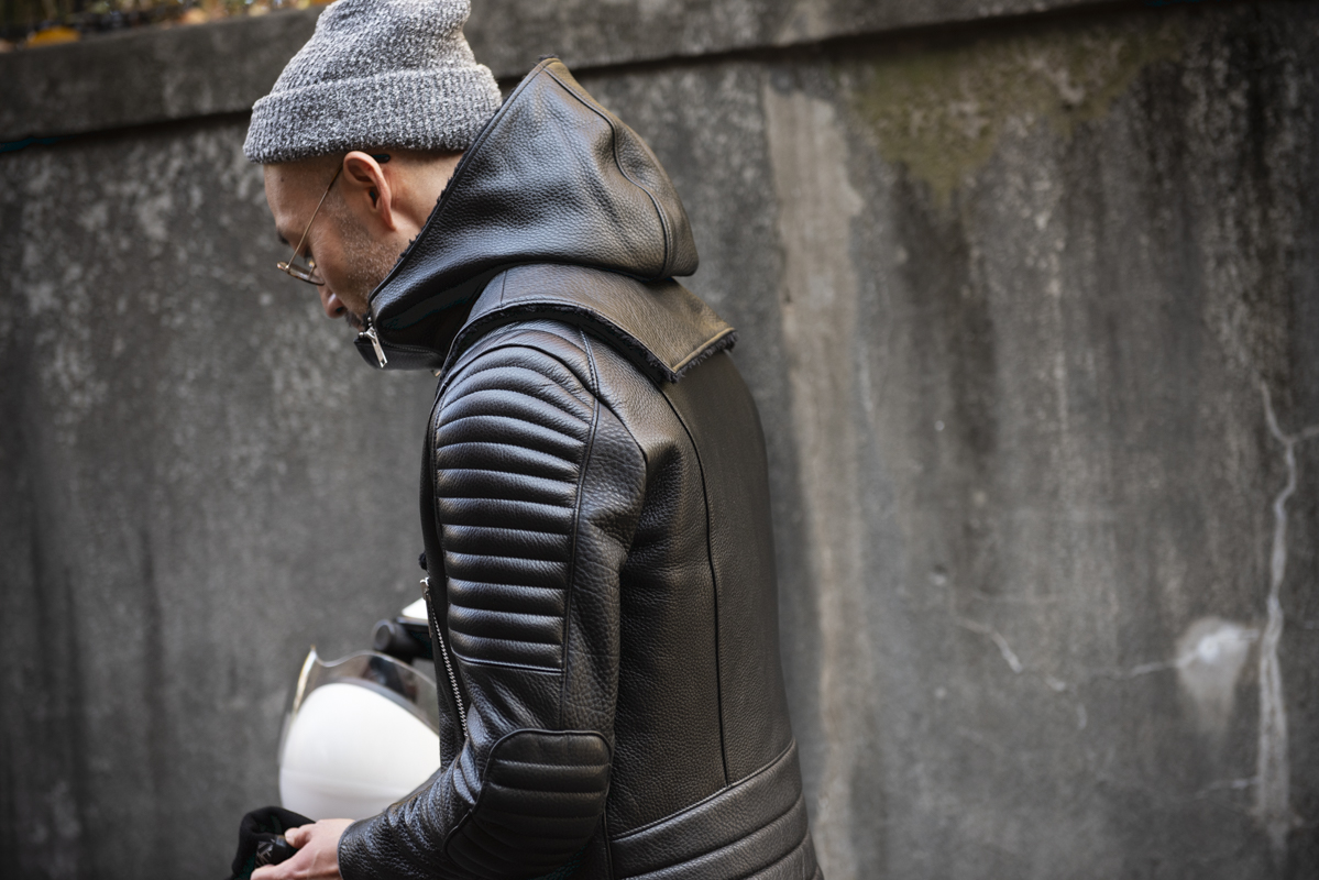 LEATHER HOOD NECK WARMER | ACCESSORIES | オンラインショッピング