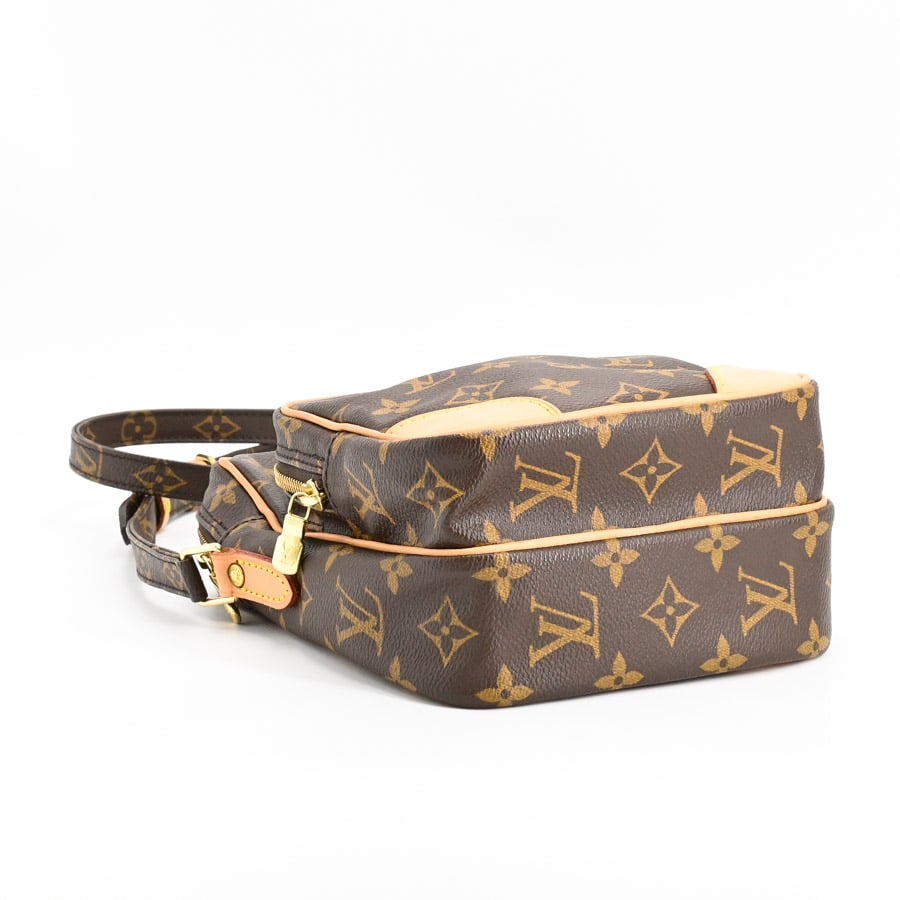 アマゾン(約W15xH21.5xD10cm ブラウン): ブランドバッグ【公式