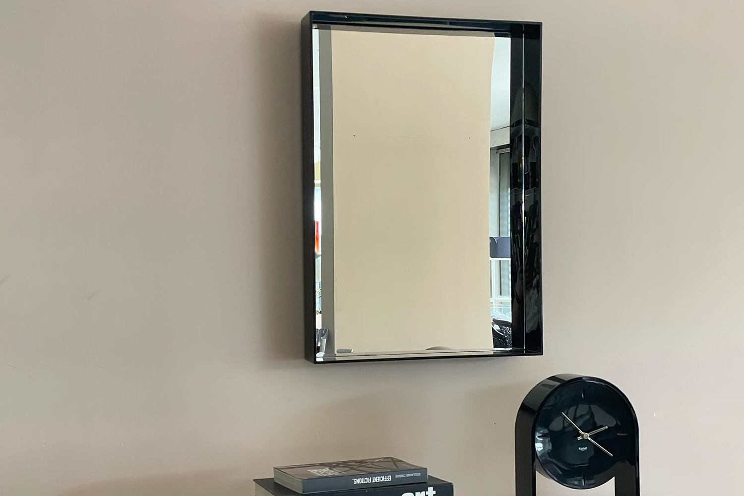 Only Me Mirror by Kartell • room service 360°