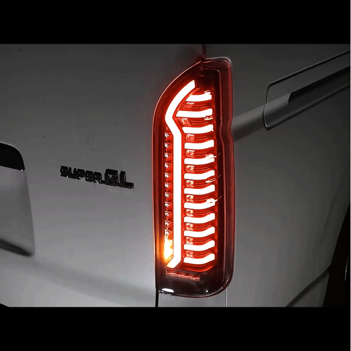 200系ハイエース オープニングアクション フルLEDテールランプ