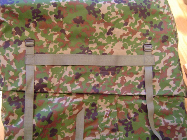 迷彩寝具包み（燃えない寝袋カバー） ミリタリーグッズ、自衛隊グッズ