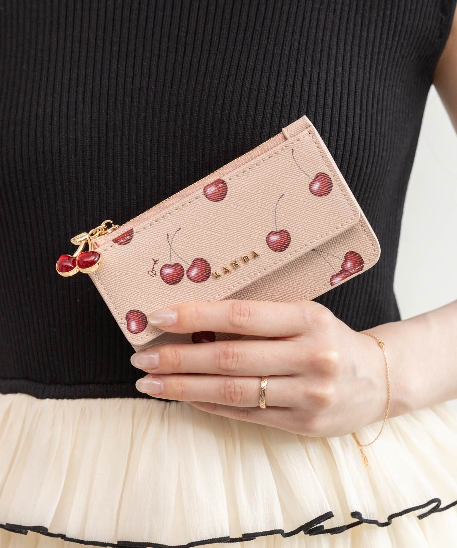 Cherry＆Strawberry】チャーム付きフラップフラグメントケースRANDA